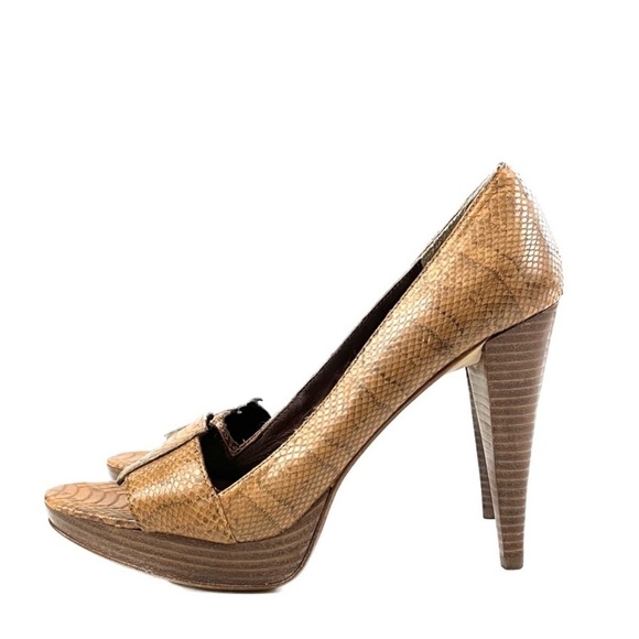 Max Studio Leather Embossed High Heels - Size 9 - Picture 1 of 9